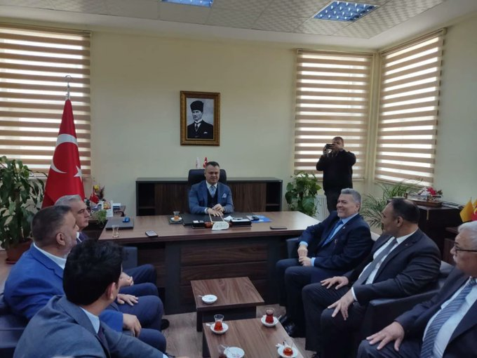 MHP Mersin Milletvekili adayı Dr. Levent UYSAL Tarsus Kaymakamı Kadir Sertel Otcu’yu ziyaret etti. 5eere5