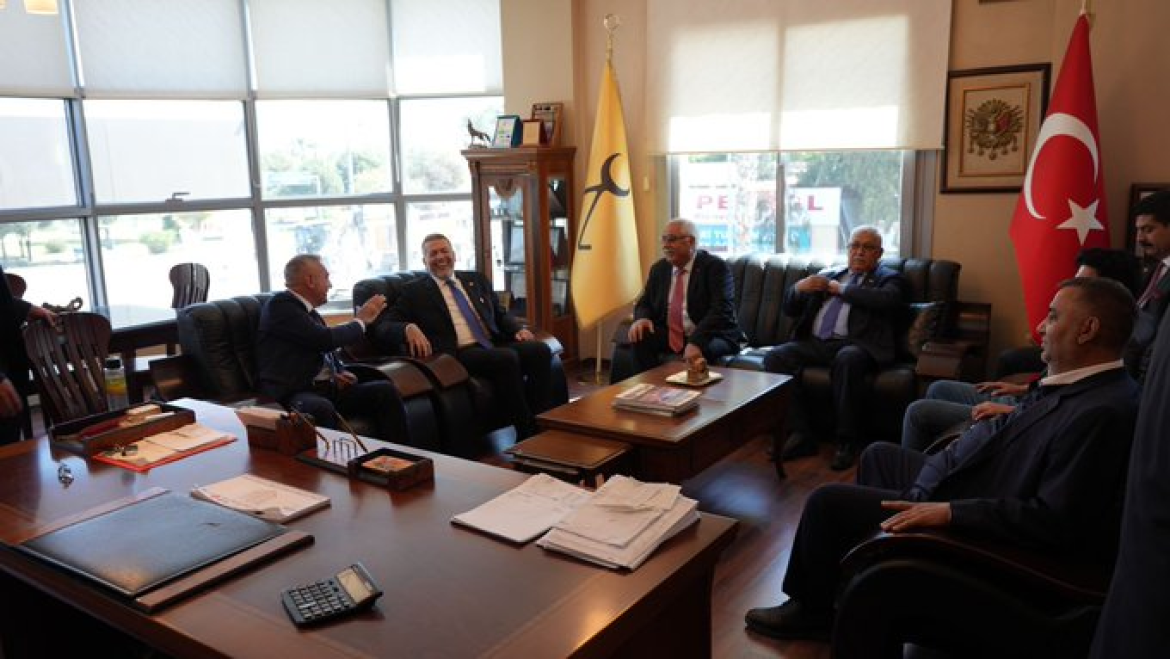 MHP Mersin Milletvekili adayı Dr. Levent UYSAL Tufan Kürklü ve işletmesini ziyaret etti. asdadas